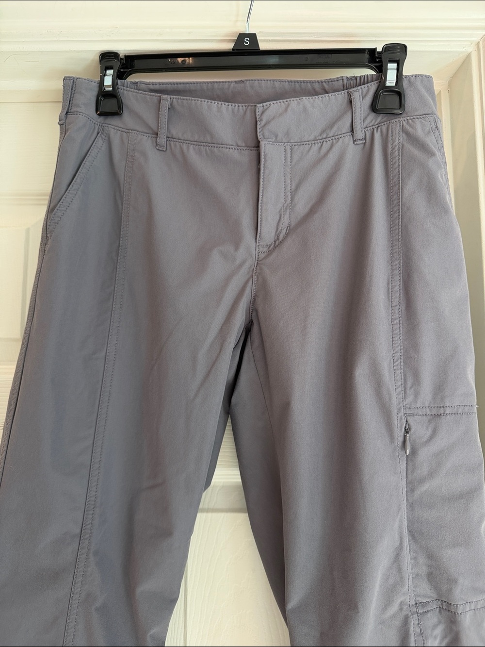 Kirkland Signature Women's Travel Pants 6 in Gray - Picture 3 of 5